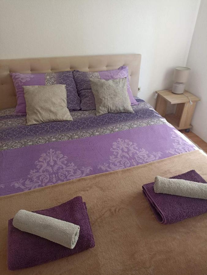 Sleep & Fly - Sarajevo Airport Apartment Saraievo Exterior foto
